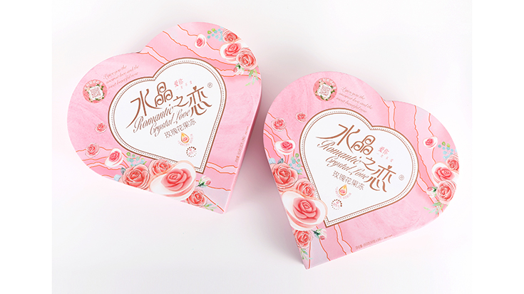 What are the items to be communicated when customizing the heart packaging box?