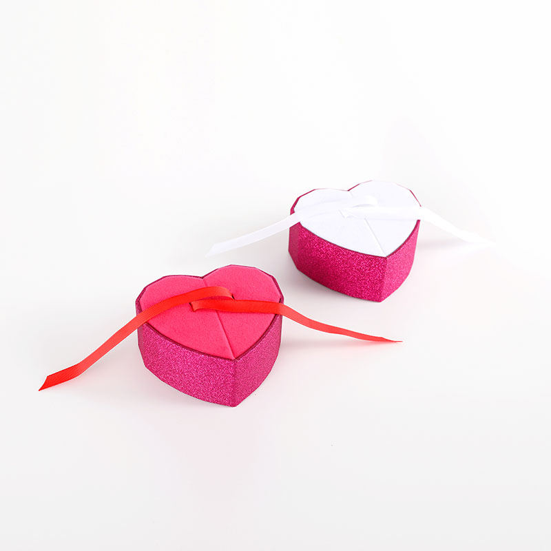 Cylinder Heart Shape Gift Boxes