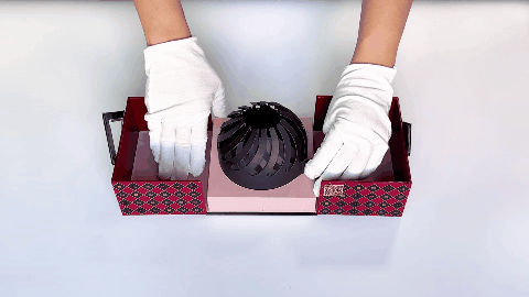 cosmetic packaging