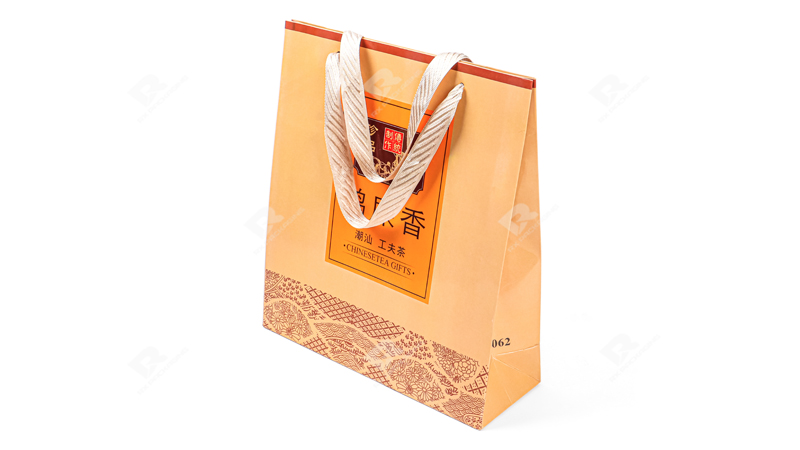 Custom Gift Bag for Toy-Inspired Tea: Tradition Meets Modern Packaging