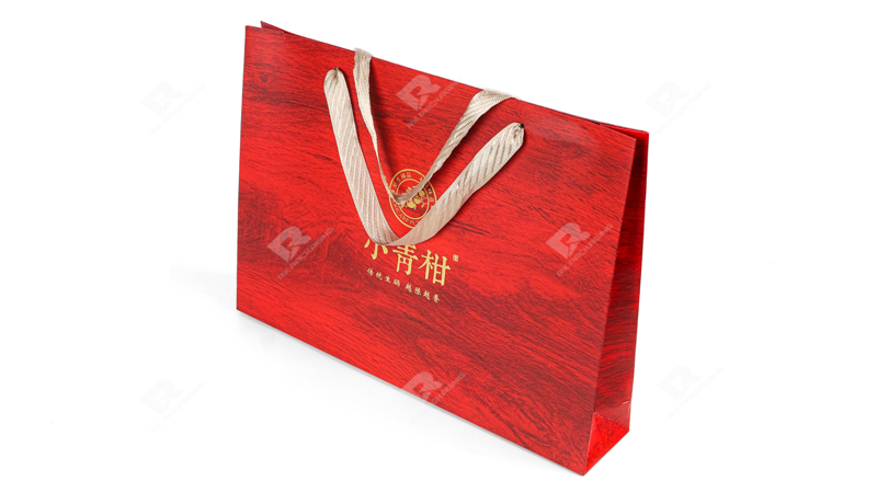 Elevate Your Brand with a Custom Red Wood Grain Shopping Bag by RX Packaging Elevate Your Brand with a Custom Red Wood Grain Shopping Bag by RX Packaging