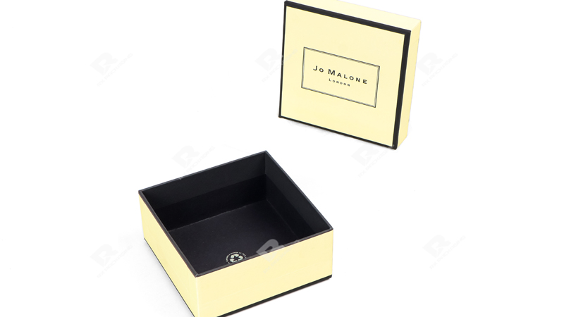 Custom Scented Candle Packaging Boxes by RX Packaging Custom Scented Candle Packaging Boxes by RX Packaging