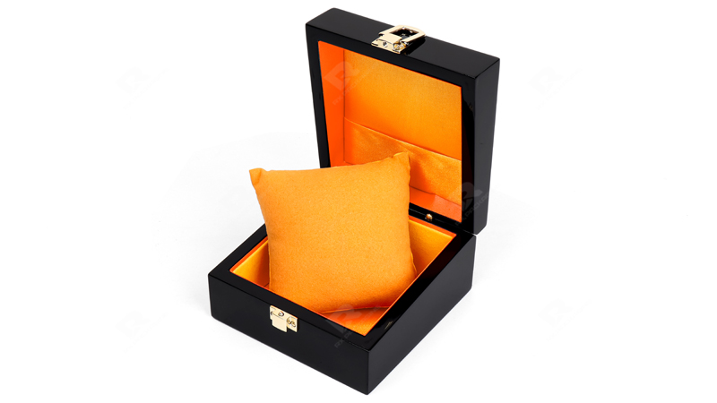 Elegant Custom Jewelry Packaging Box Solutions by RX Packaging