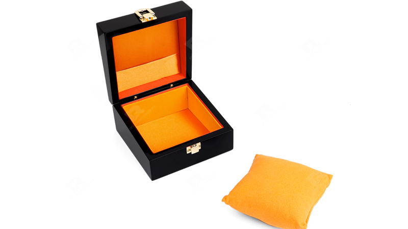 Elegant Custom Jewelry Packaging Box Solutions by RX Packaging