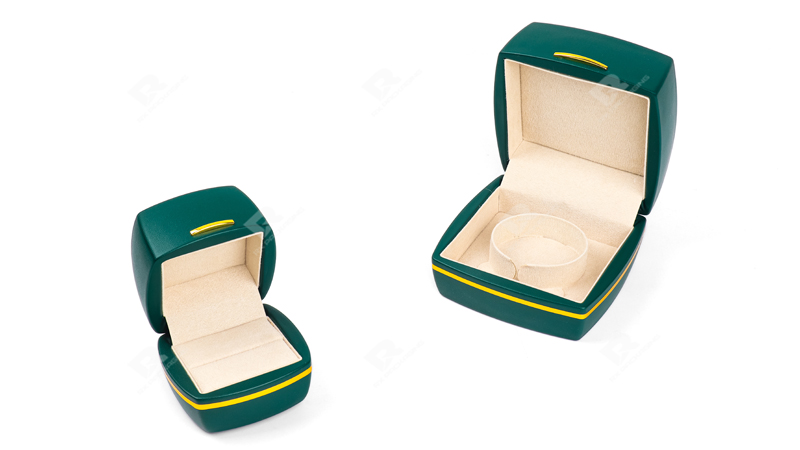 Premium Custom Jewelry Packaging Solution by RX Packaging