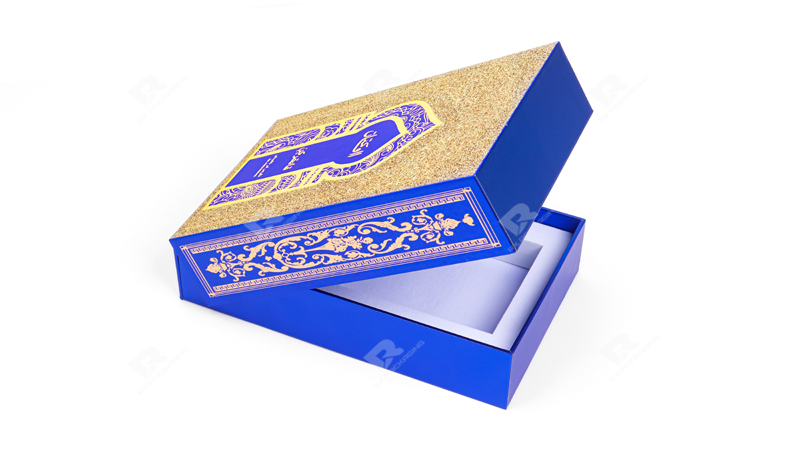 Custom Perfume Packaging Boxes: Elegant Arabian Style with RX Packaging Custom Perfume Packaging Boxes: Elegant Arabian Style with RX Packaging