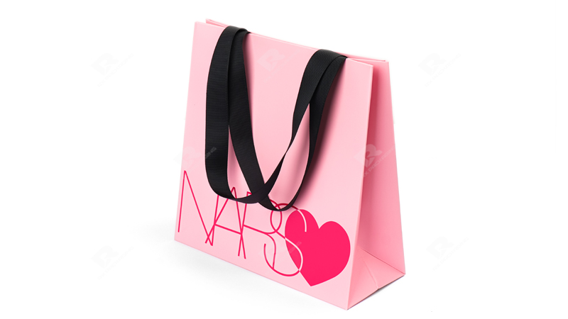 RX Packaging: Expert in Custom Gift Bag Design, Craftsmanship