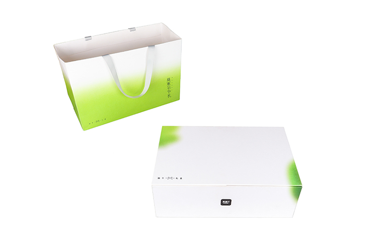 Crafting Unique Mid-Autumn Festival Gift Packaging Garnering Consumer Admiration