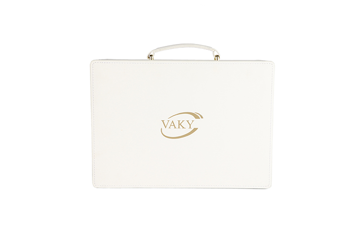 Winning Client Approval in First Collaboration