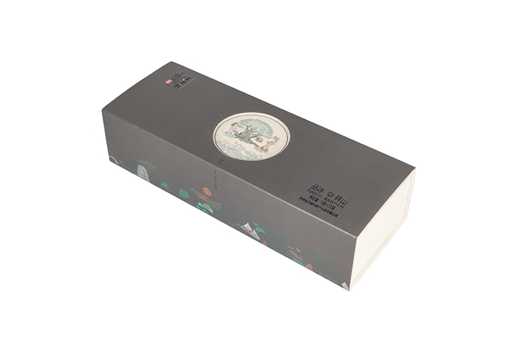 ​Blending Tea Heritage and Ethnic Elegance for Guizhou Tea Brand's Gift Box