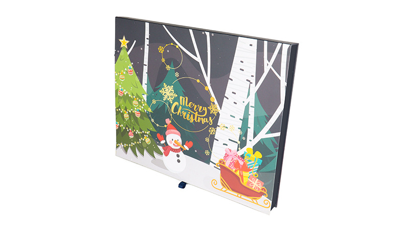 Christmas gift boxes bring surprises and mysterious special designs