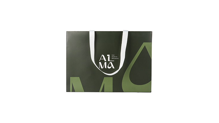 RX Packaging creates elegant and practical gift bag designs for Mala brand